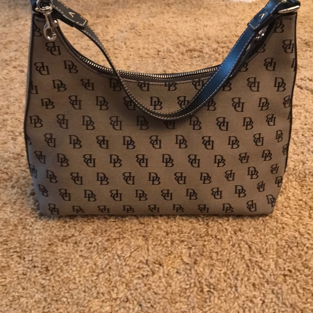 Dooney and Bourke bag “firm on price”